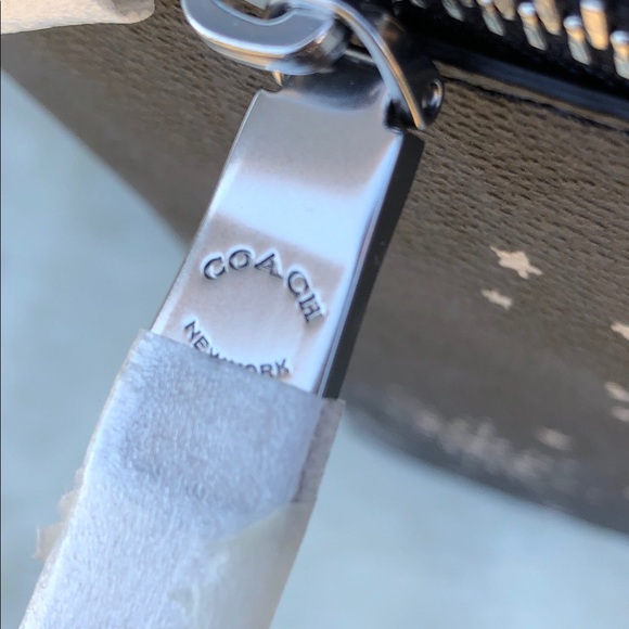 Coach Gallery Tote in Snowflake Print - Picture 5 of 9